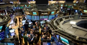 In-this-article-we-take-an-in-depth-look-at-the-top-stocks-to-watch-on-Borsa-Italiana-in-2025-e1735105646395.webp.webp