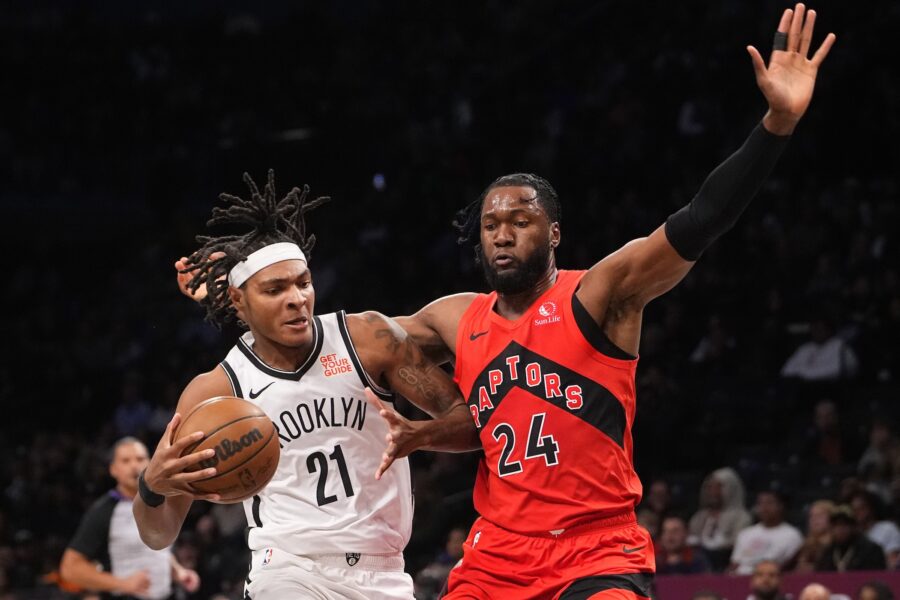Bruno-Fernando-Raptors-900x600.jpg
