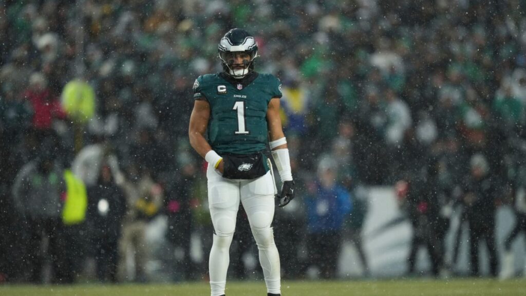 Hurts-Jalen-Alamy-scaled.jpg