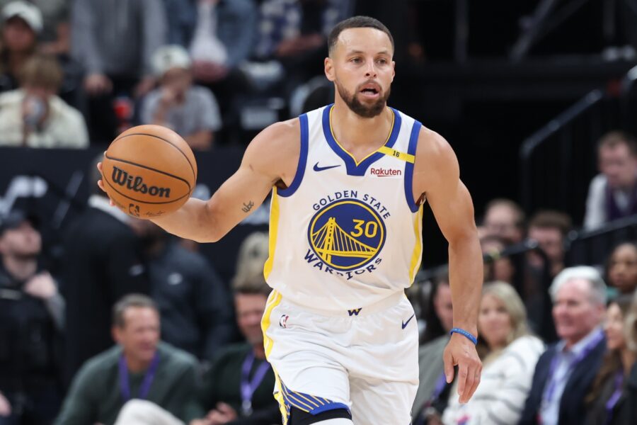 Stephen-Curry-900x600.jpg