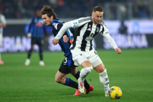 Teun-Koopmeiners-Marten-de-Roon-Atalanta-Juventus.jpg
