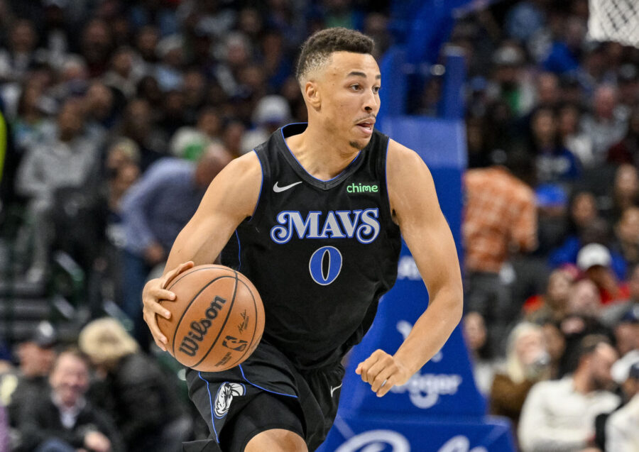 dante-exum-mavericks-scaled-e1701712399553-900x637.jpg