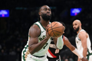 jaylen-brown-celtics-900x600.jpg