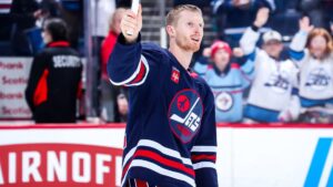 kyle-connor-jets.jpg