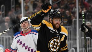 david-pastrnak-celebrate.jpg