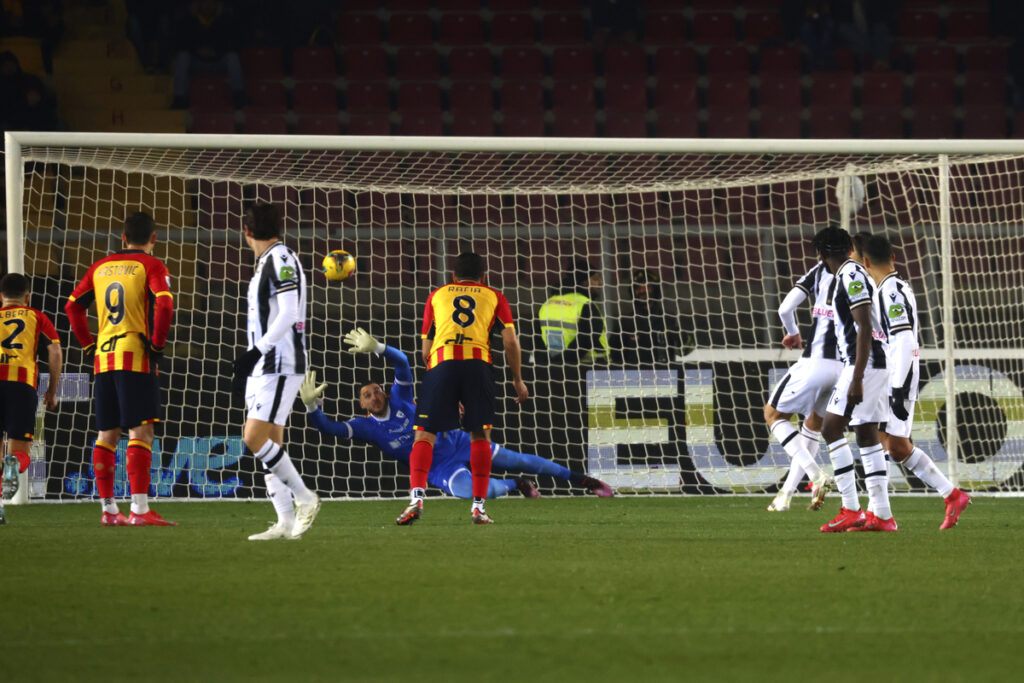 lecce-v-udinese-serie-a-3-1.jpg