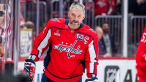 alex-ovechkin-nohelmet.jpg