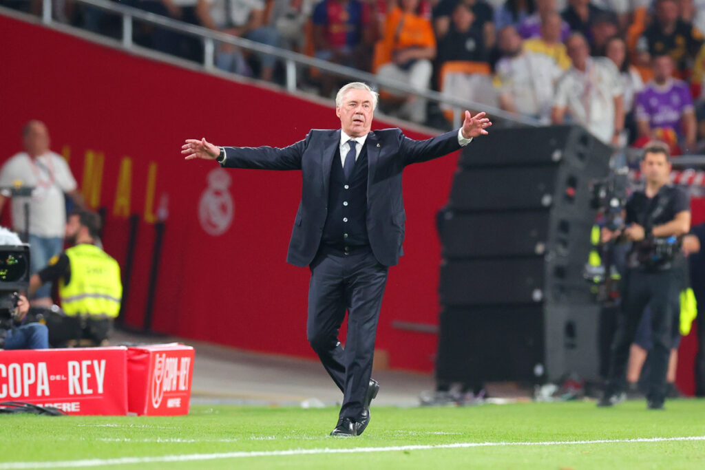 Carlo-Ancelotti-Real-Madrid-argue.jpg