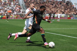 John-Yeboah-Strahinja-Pavlovic-Venezia-Milan.jpg