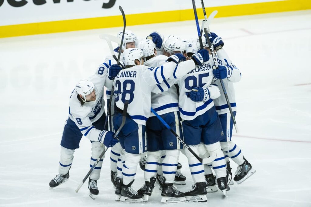 leafs-celebration-scaled.jpgw1200q75.jpeg