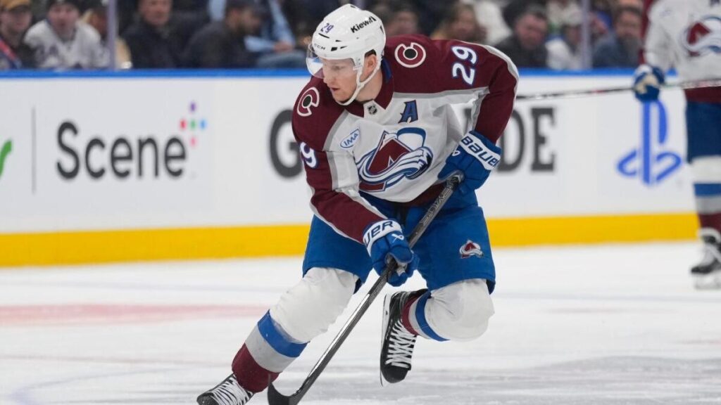 nathan-mackinnon-imagn-cbs-2.jpg