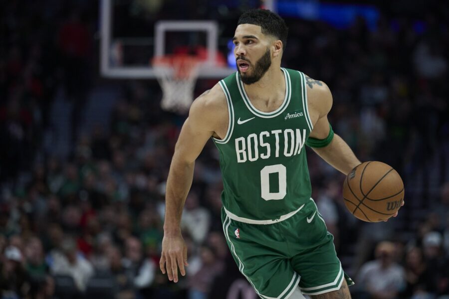 Jayson-Tatum-900x600.jpg