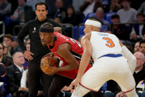 jimmy-butler-erik-spoelstra-heat-900x600.jpg