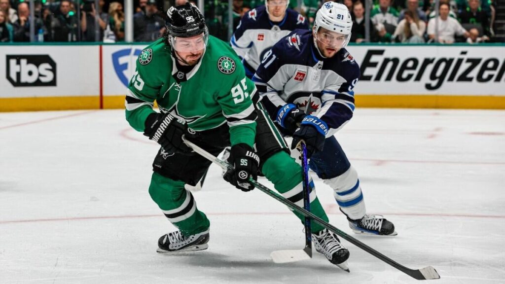 stars-jets-playoffs-getty-cbs.jpg