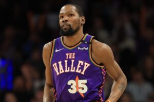 Kevin-Durant2-1-e1749931735557-900x600.jpg