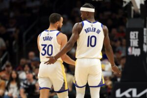 Stephen-Curry-Jimmy-Butler-900x600.jpg