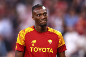 Tammy-Abraham-Roma.jpg