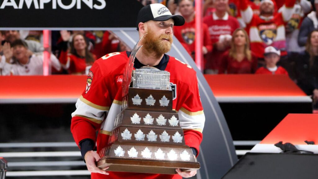 sam-bennett-trophy-panthers.jpg
