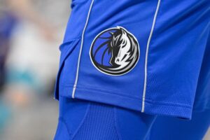 Dallas-Mavericks-logo-900x600.jpg