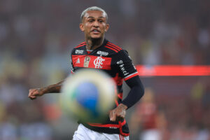 Wesley-ball-Flamengo.jpg