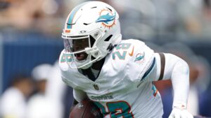 Dolphins_Bears_Football_09042_2500x1407_0325.jpg