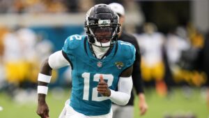 Steelers_Jaguars_Football_72075_3793x2134_094.jpg